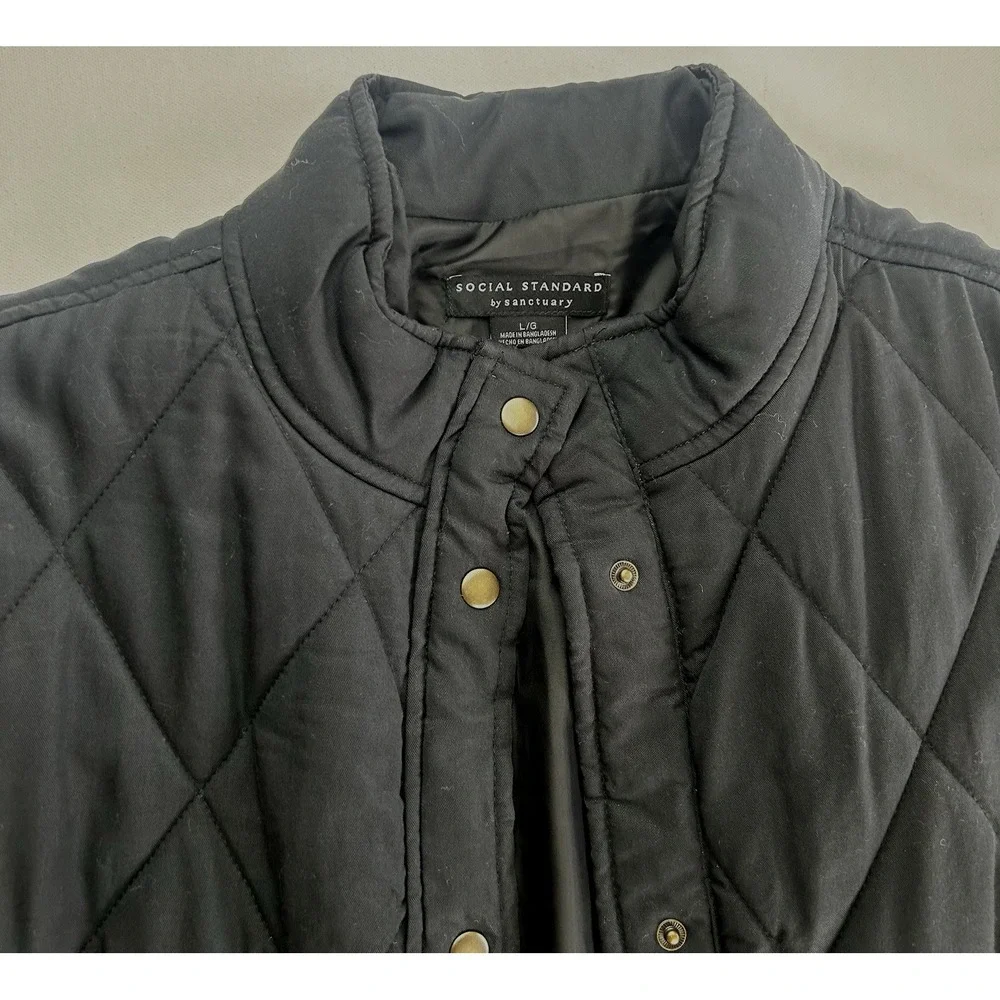 Social Standard by Sanctuary Women's Outdoors Snap Up Quilted Jacket Black L - Picture 3 of 9